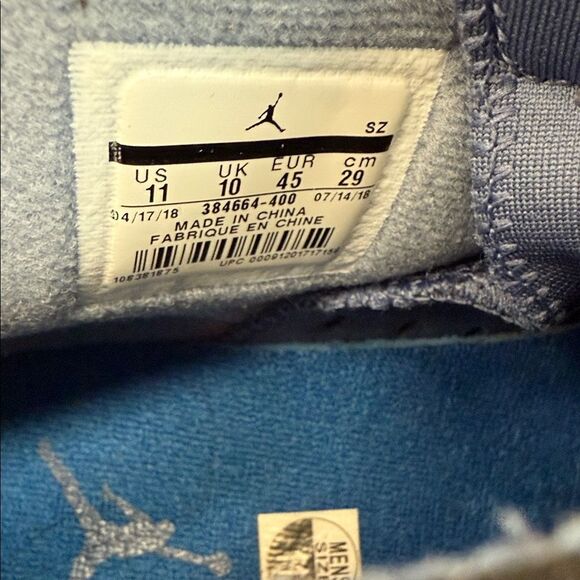 Jordan Men's Navy Sneakers - Picture 6 of 9